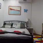 아파트 Optimist
